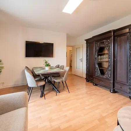 Apartment Jupa Homes Großzügiges Mit Stellplatz *